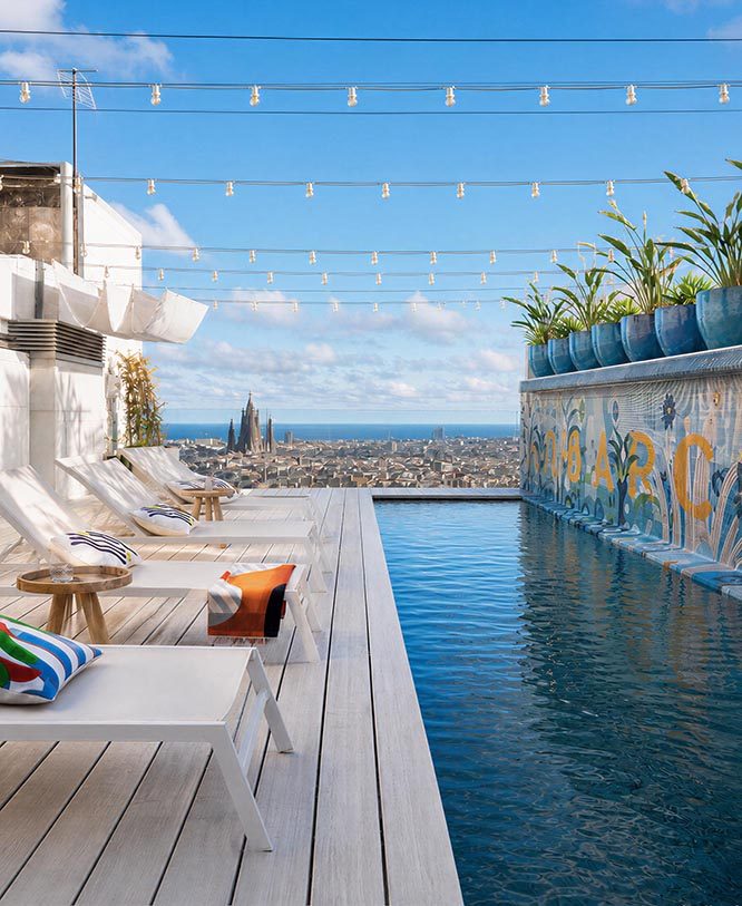 Piscina sul tetto e sauna di team.barcelona, Barcellona