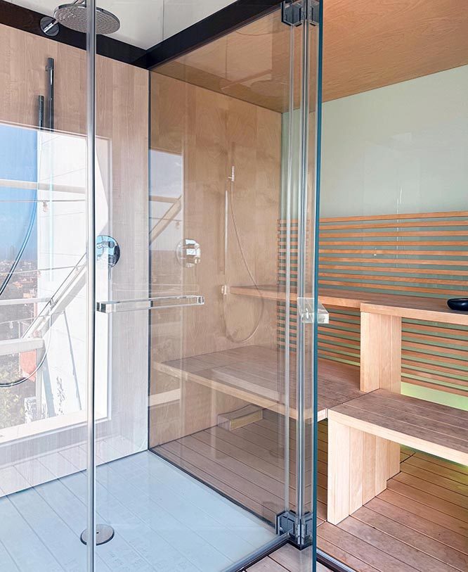 Piscina sul tetto e sauna di team.barcelona, Barcellona
